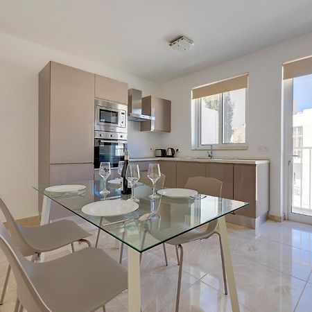 Modern 2Br Apartment In Central St Julian'S Сент Джулианс Экстерьер фото