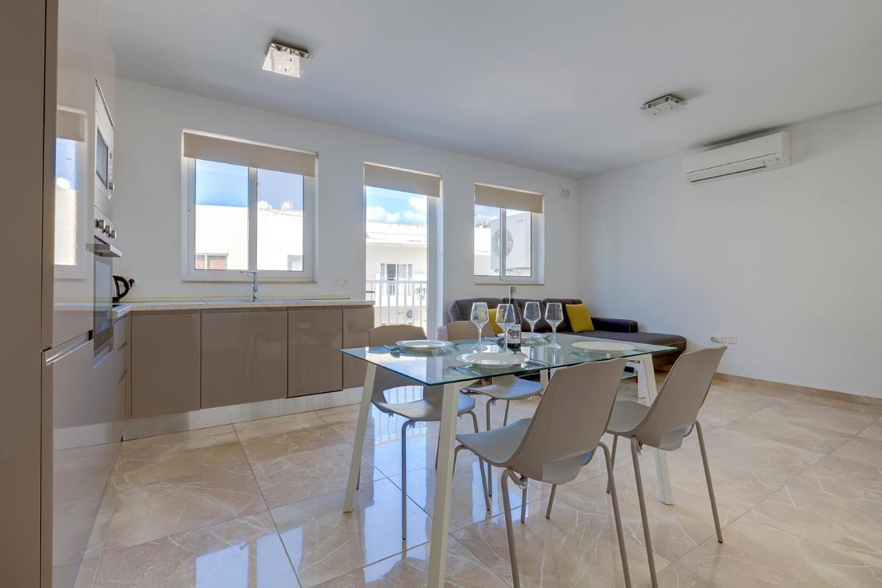 Modern 2Br Apartment In Central St Julian'S Сент Джулианс Экстерьер фото